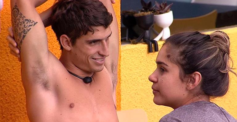 BBB20: Após ser escolhida para Quarto Branco, Gizelly solta para Felipe Prior: ”A gente pode beijar na boca”