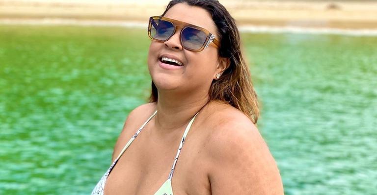 Preta Gil publica foto ousada de biquíni e exibe corpo natural sem qualquer retoque