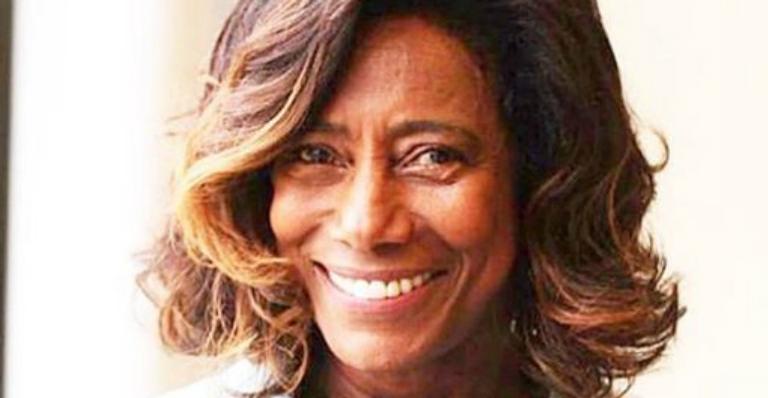 Glória Maria comove fãs ao homenagear médico responsável por remover seu tumor no cérebro
