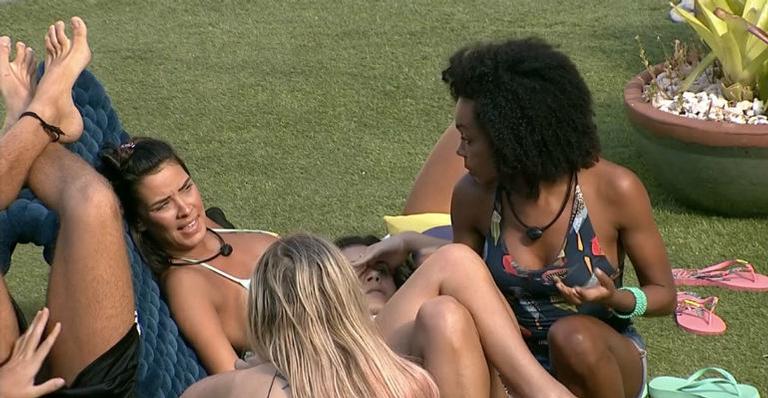 BBB20: Thelma detona mudança de lado de alguns participantes por interesse: ”Soa como falsidade”