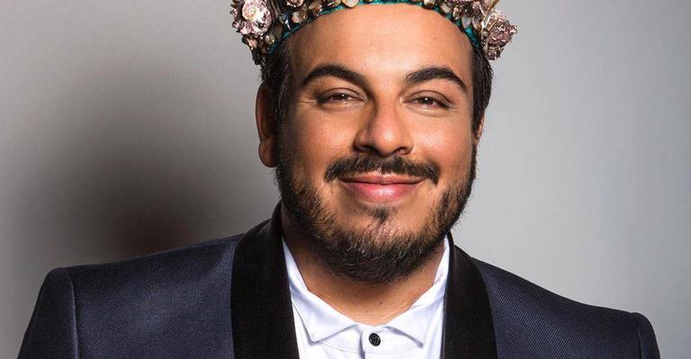 Explosão de fofura! Luis Lobianco encanta ao surgir brincando com a afilhada: ”Felicidade”