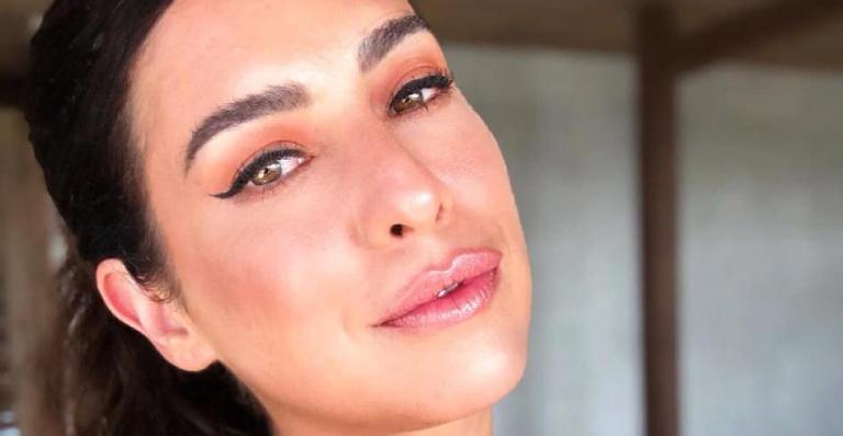 Só de top e shortinho, Fernanda Paes Leme lamenta rotina de exercícios: ”Oremos”
