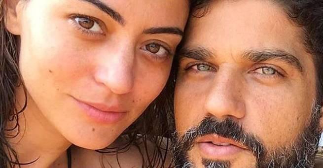 Apaixonado, Bruno Cabrerizo compartilha clique ao lado de Carol Castro