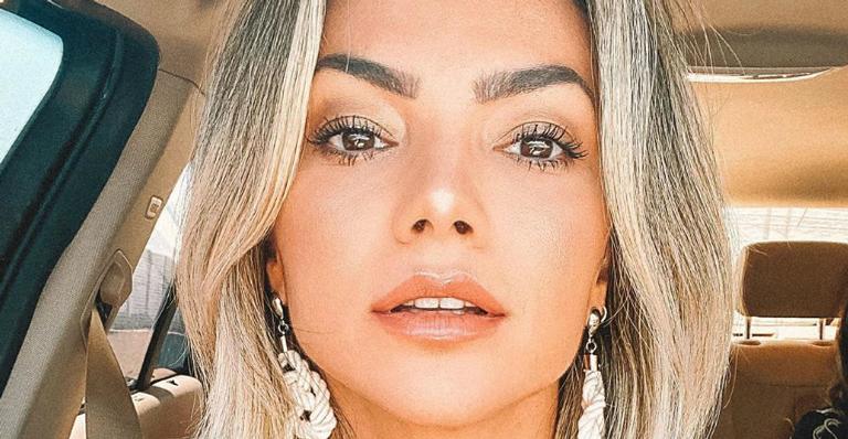 Kelly Key deixa seios em destaque com decote generoso e agrada: ”Gata”