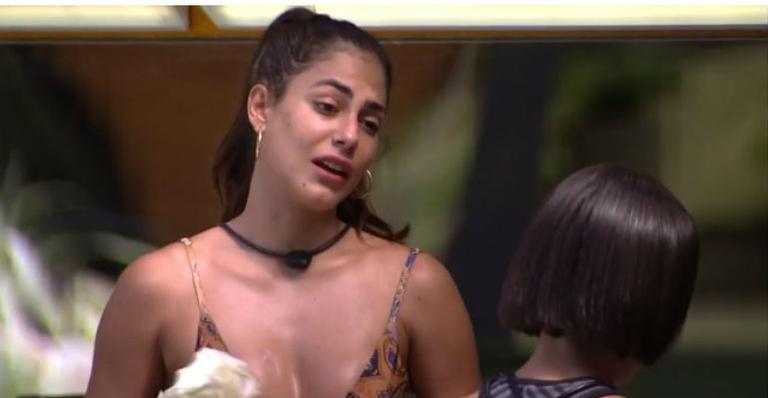 BBB20: Mari desabafa após ser confundida com Flayslane: ”Eu tenho meus princípios”