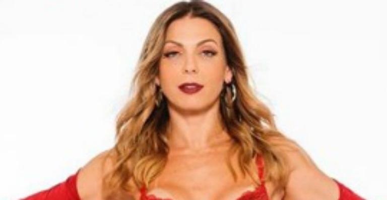 Sheila Mello exibe corpão e arranca suspiros em clique ousado de lingerie: ”Você acaba de derrubar a internet”