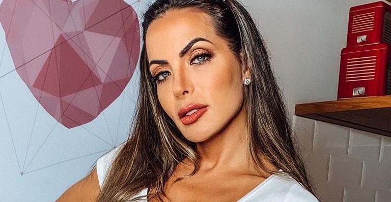 Carla Prata surge com tranças no cabelo e arranca elogios da web: ”Belíssima”