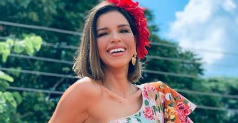 Mariana Rios ostenta barriguinha chapada em clique de biquíni e deixa fãs babando