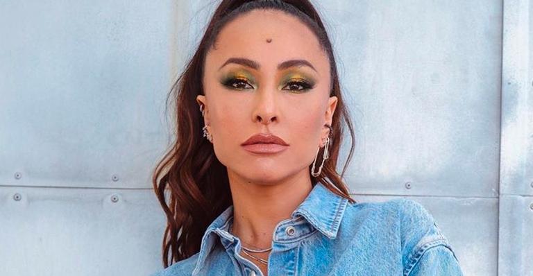 Sabrina Sato aposta em look curtíssimo e pernões atraem elogios: ”Pernas mais lindas do Brasil”