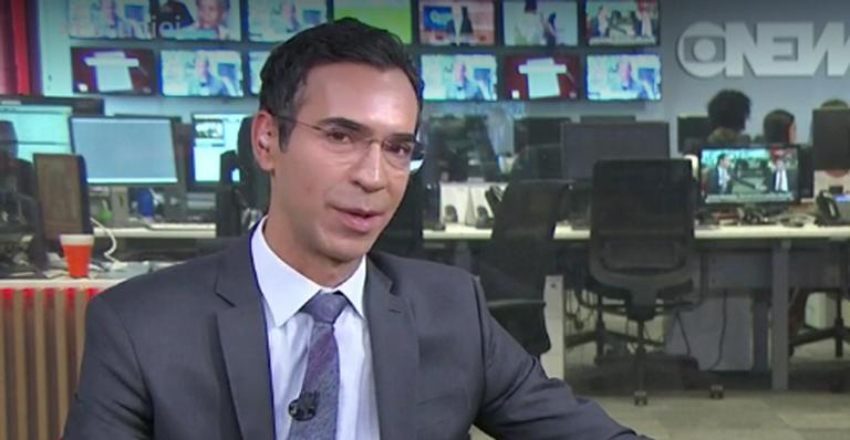 Sem descanso, César Tralli faz jornada dupla e emenda dois telejornais na sequência