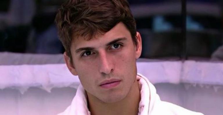 BBB20: Felipe Prior desabafa sobre maior medo no jogo: ”Paredão com o Babu”