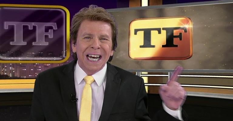 Nelson Rubens é afastado do TV Fama pela direção da RedeTV após 19 anos