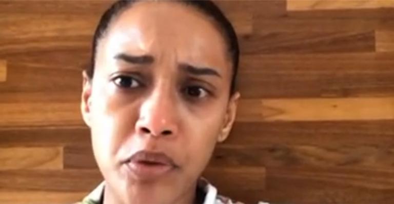 Abatida, Taís Araújo surge emocionada e desabafa em programa de TV: ”Tô me forçando”