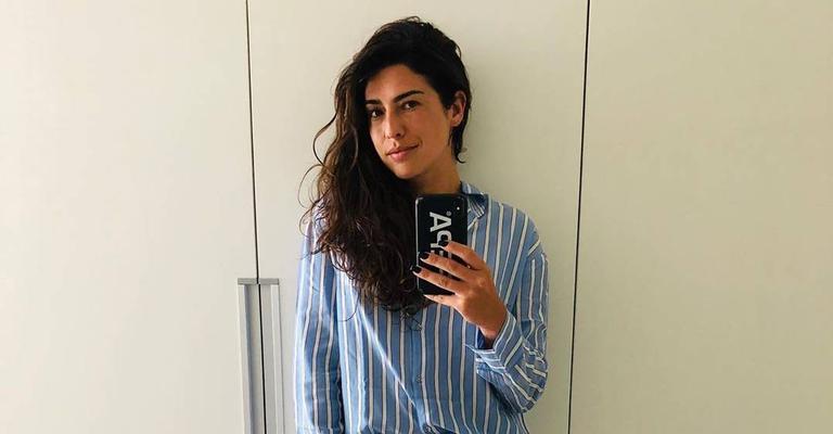 Com Coronavírus, Fernanda Paes Leme surge meditando e agradece as mensagens de apoio dos fãs