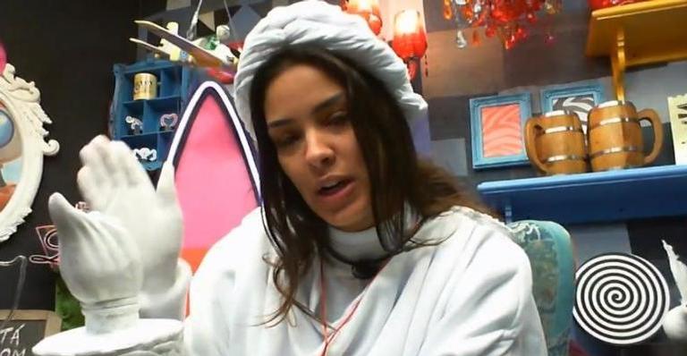 BBB20: Ivy Moraes faz pedido ao público durante raio-x: “Nos ajudem”