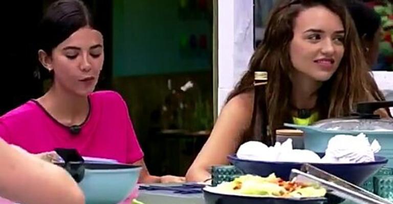 BBB20: Rafa Kalimann e Manu Gavassi tem reação bizarra ao lembrar que ficaram com o mesmo famoso
