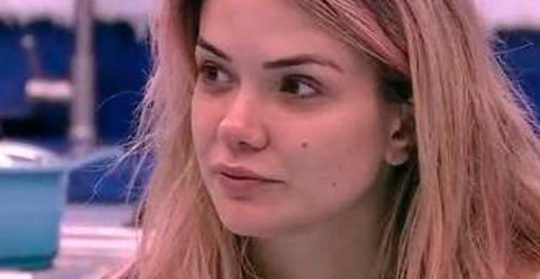 BBB20: Marcela revela que já deu um fora em ator famoso: ”Me respeite”