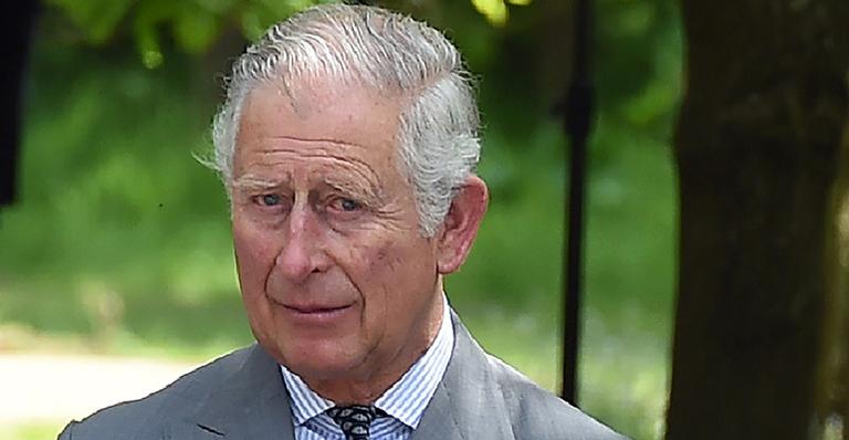 Príncipe Charles testa positivo para o coronavírus e assusta a realeza britânica