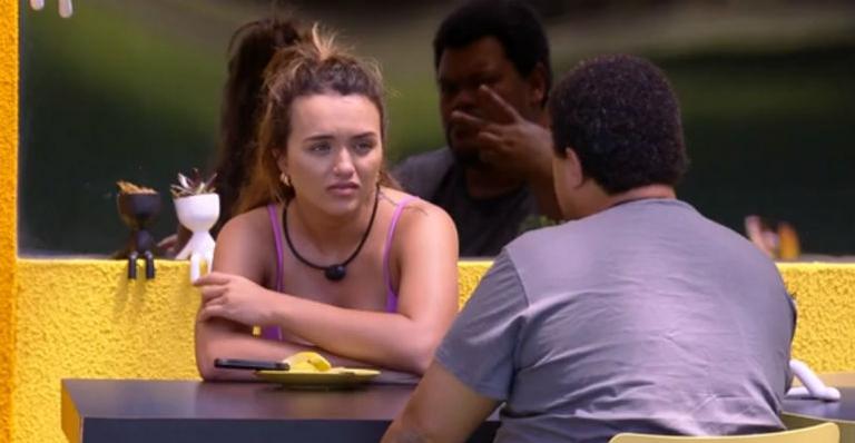 BBB20: Babu comenta com Rafa sobre Mari: “Fica se escondendo do jogo”