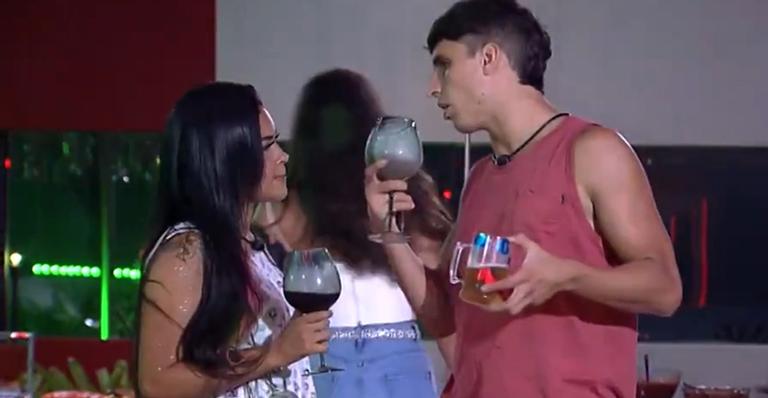 BBB20: Flayslane abre o coração e confessa ter sentimentos por Felipe Prior: ”Gosto de você”