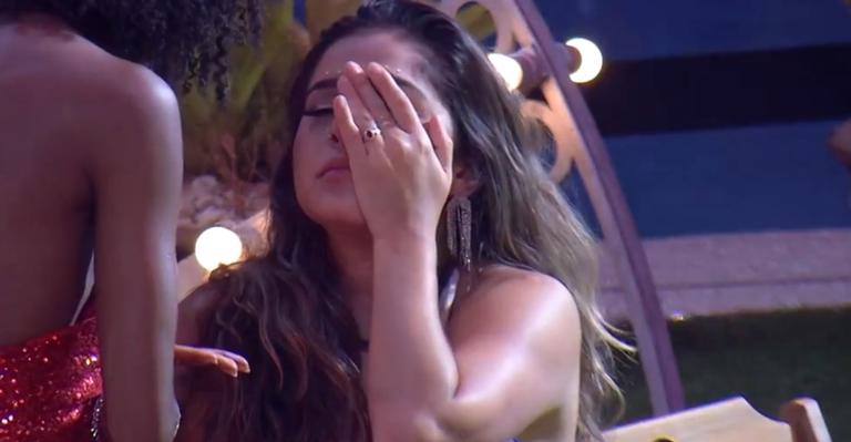 BBB20: Gizelly tem briga feia com Felipe Prior e admite vontade de agredi-lo: ”Vagabundo”