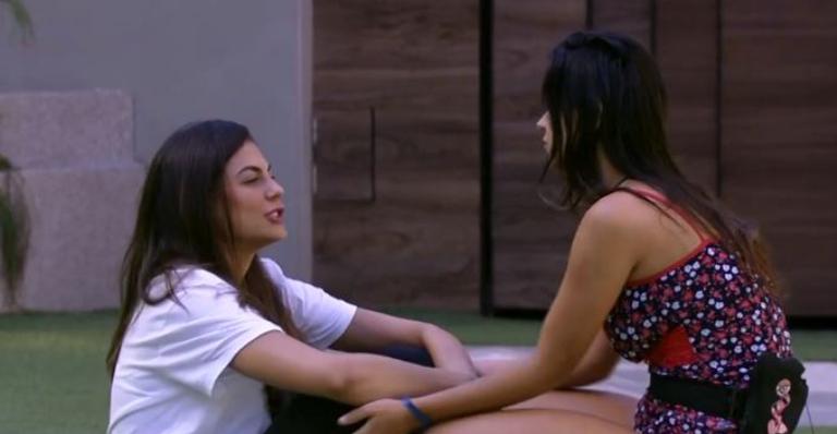 BBB20: Mari Gonzalez conversa seriamente com Ivy e dispara: ”Fiquei muito triste”