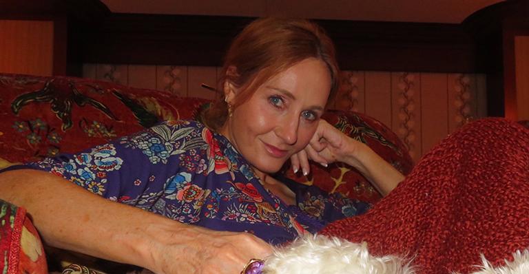 Escritora de ‘Harry Potter’ faz apelo para que brasileiros mantenham a quarentena: ”Fiquem em casa”