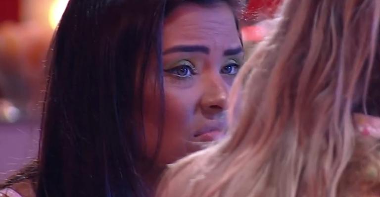 BBB20: Ivy se revolta com eliminação de Daniel e questiona: ”Cadê as nossas torcidas”