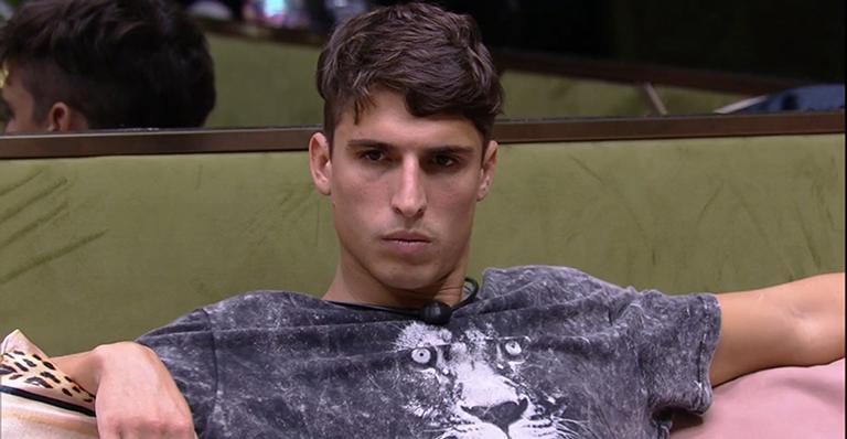 BBB20: Felipe Prior chama Babu de ”falso” e volta a detonar o ator: ”Desespero por dinheiro”