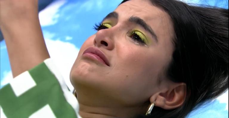 BBB20: Manu vai às lágrimas e se revolta com atitude de Felipe Prior: ”Escroto e agressivo”