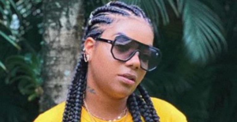 De biquíni, Ludmilla compartilha clique e revela quem quer que fique no BBB