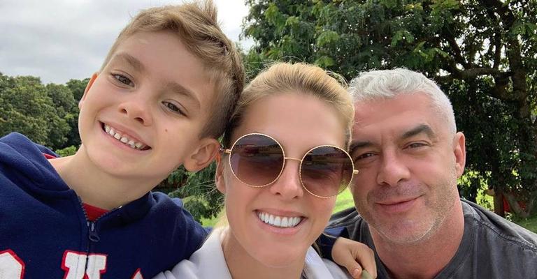 Ana Hickmann declara todo seu amor pelo filho e marido com lindo clique: ‘Meus amores’