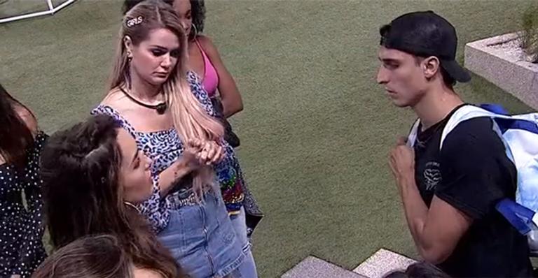 BBB20: Rafa Kalimann pede perdão para Felipe Prior após eliminação: ”A gente gostava de você”