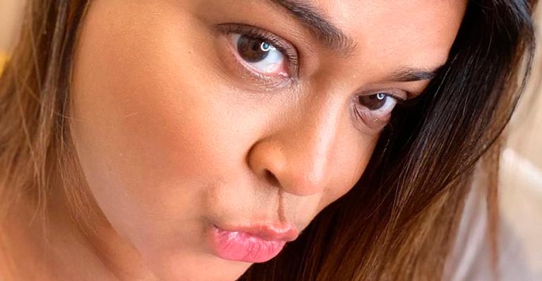 Preta Gil relembra foto de biquíni e exibe corpão sem retoques: ”Po-de-ro-sa”