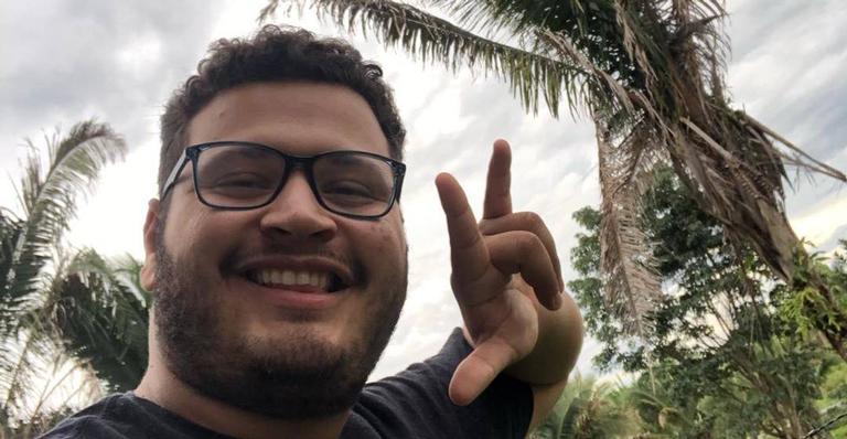 BBB20: Ex-brother, Victor Hugo muda visual e faz pergunta para seguidores na web