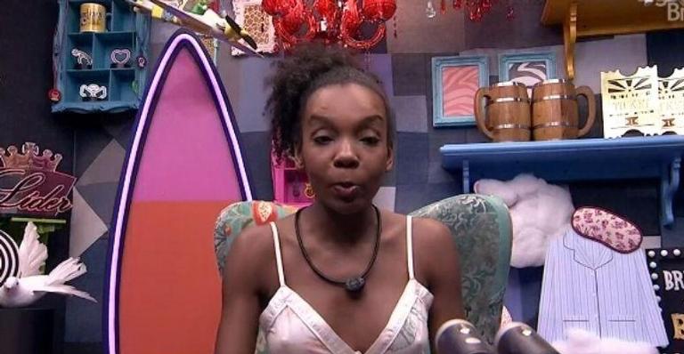 BBB20: Thelma Assis pede ajuda para ficar até o final do reality após possibilidade de ser emparedada