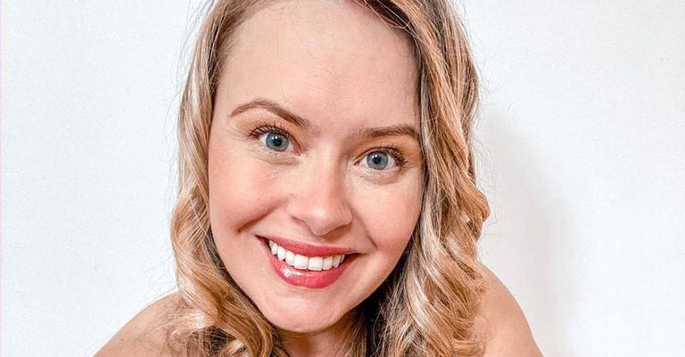 Mari Bridi posta vídeo do marido brincando na chuva com os filhos e se derrete: ‘Aproveitando as coisas simples da vida’