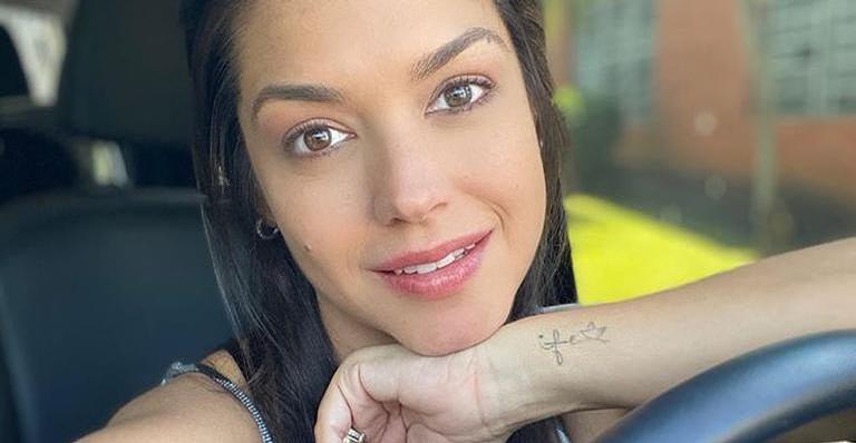Thais Fersoza compartilha vídeo da filha fazendo as unhas e encanta web