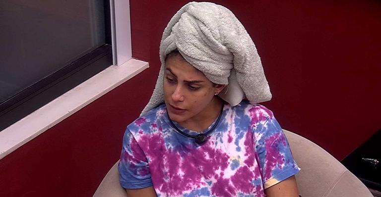 BBB20: Mari Gonzalez abre o coração e revela mágoa após ser ignorada: ”Por que você me trata assim?”