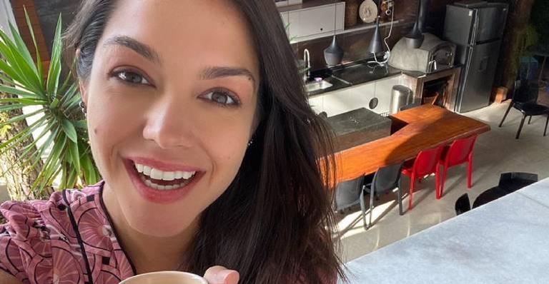 Thais Fersoza revela novo hábito da filha e encanta seguidores