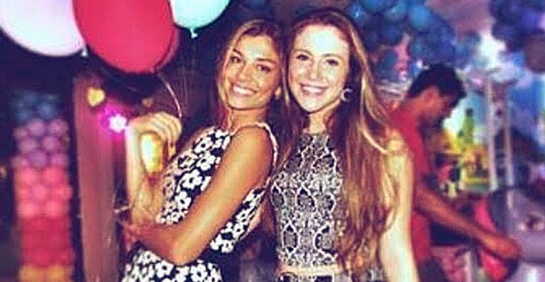 Sobrinha gatíssima de Grazi Massafera rouba a cena na web: ”Beleza tem DNA”