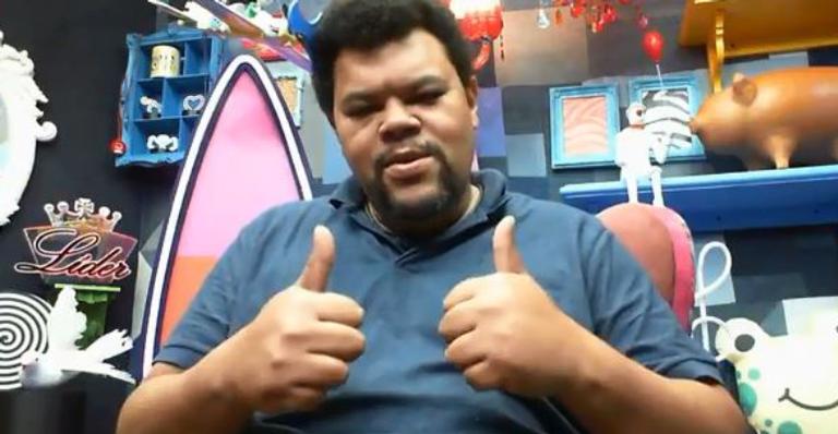 BBB20: Babu comenta decepção com Marcela e pede permanência: ”Estou aqui pelos meus filhos”