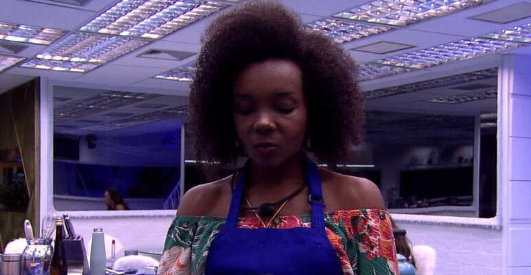 BBB20: Thelma Assis reflete sobre relações entre os confinados: “Está bem claro”