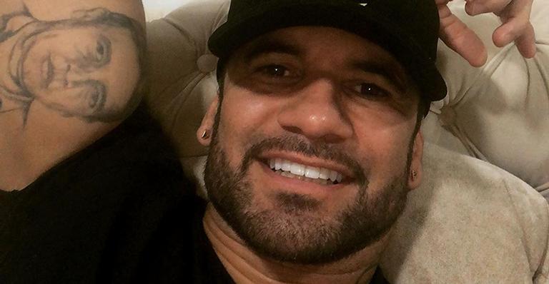 BBB20: Hadson Nery solta fogos de artifício para comemorar eliminação de Marcela: ”Não existem fadas”