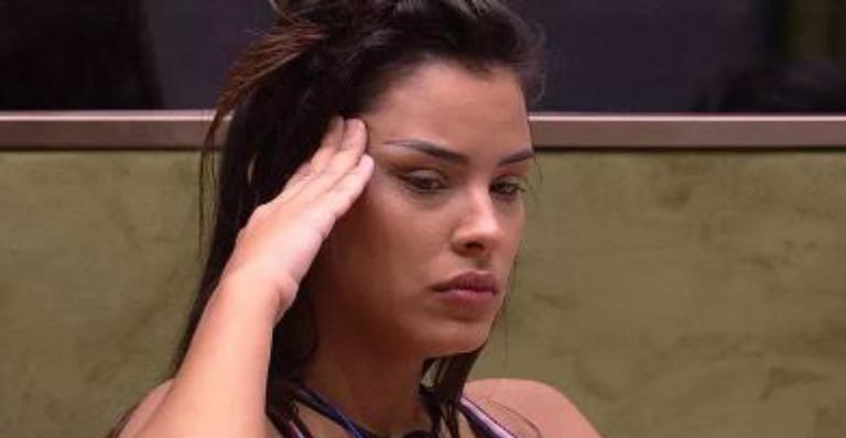 BBB20: Ivy joga a toalha e desabafa sobre premiação: ”Nem me iludo mais”