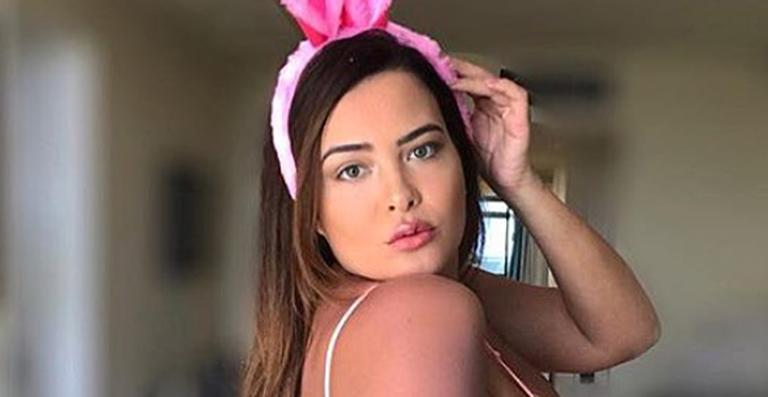 Ousada! Geisy Arruda entre em clima de páscoa e posa de coelhinha sexy nas redes sociais