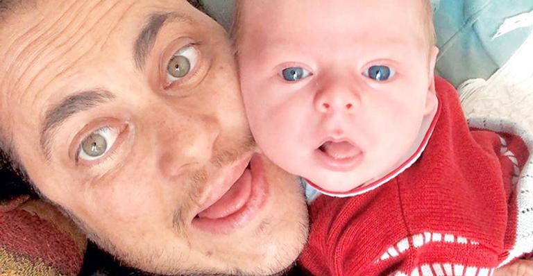 Thammy Miranda explode o fofurômetro ao mostrar Bento no banho: ”Como eu amo”