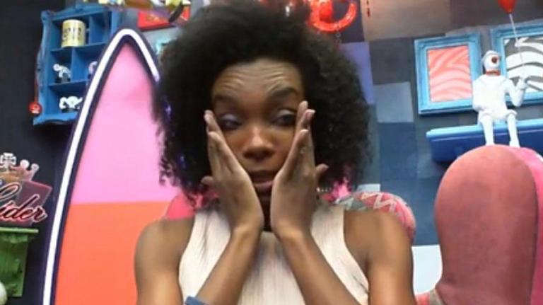 BBB20: Thelma Assis se sente insegura e fica a noite em claro: “Enlouquecendo”
