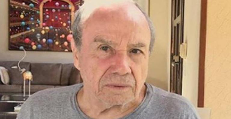Stênio Garcia revela morte na família vítima do coronavírus: ”A dor é grande”