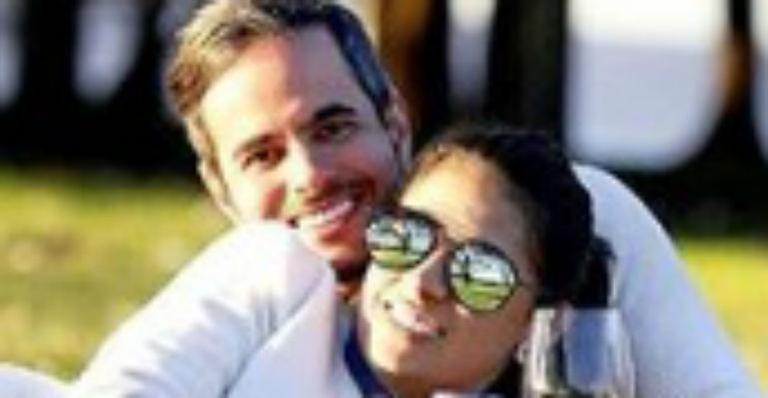 Kaká Diniz relembra momento especial com Simone e web se derrete